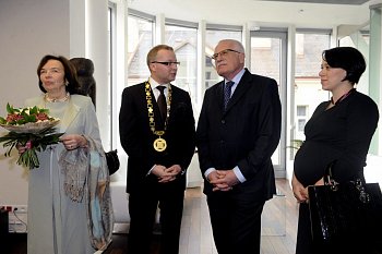 Prezident s manželkou Livií a starosta Prahy 6 s paní Kateřinou Chalupovou